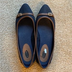 Dr Scholl’s flat shoes